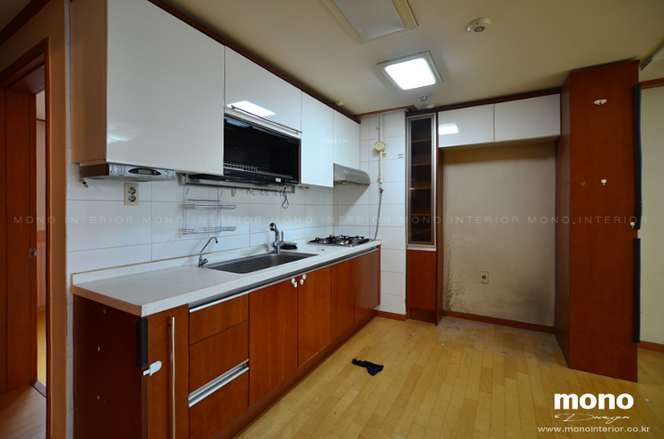 16034_kitchen_before.jpg