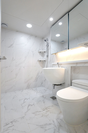 18025_bathroom.jpg